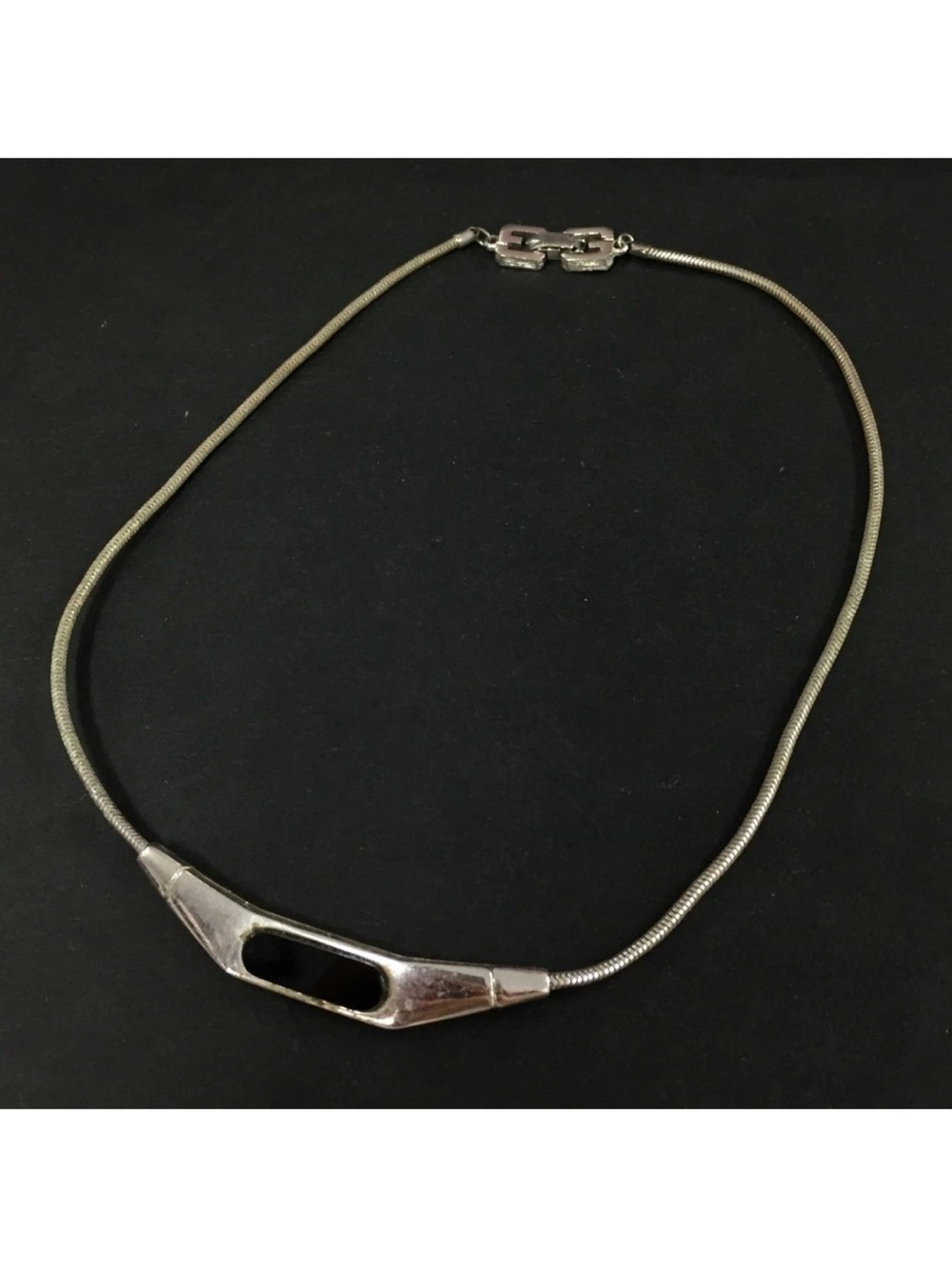 Vintage 1977 Givenchy Black Enamel Bar Snake Chain Necklace 👝
